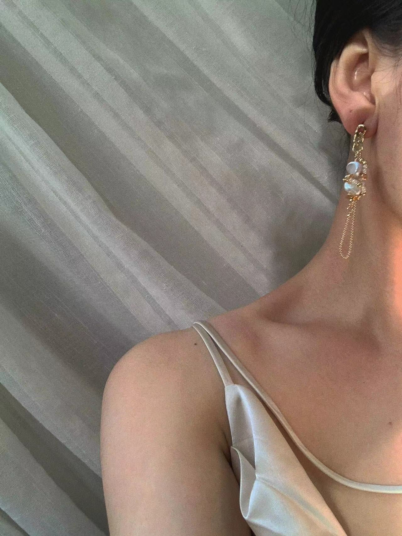 FURINA JEWELRY  Natural Baroque Pearl Tassel Asymmetrical Earrings