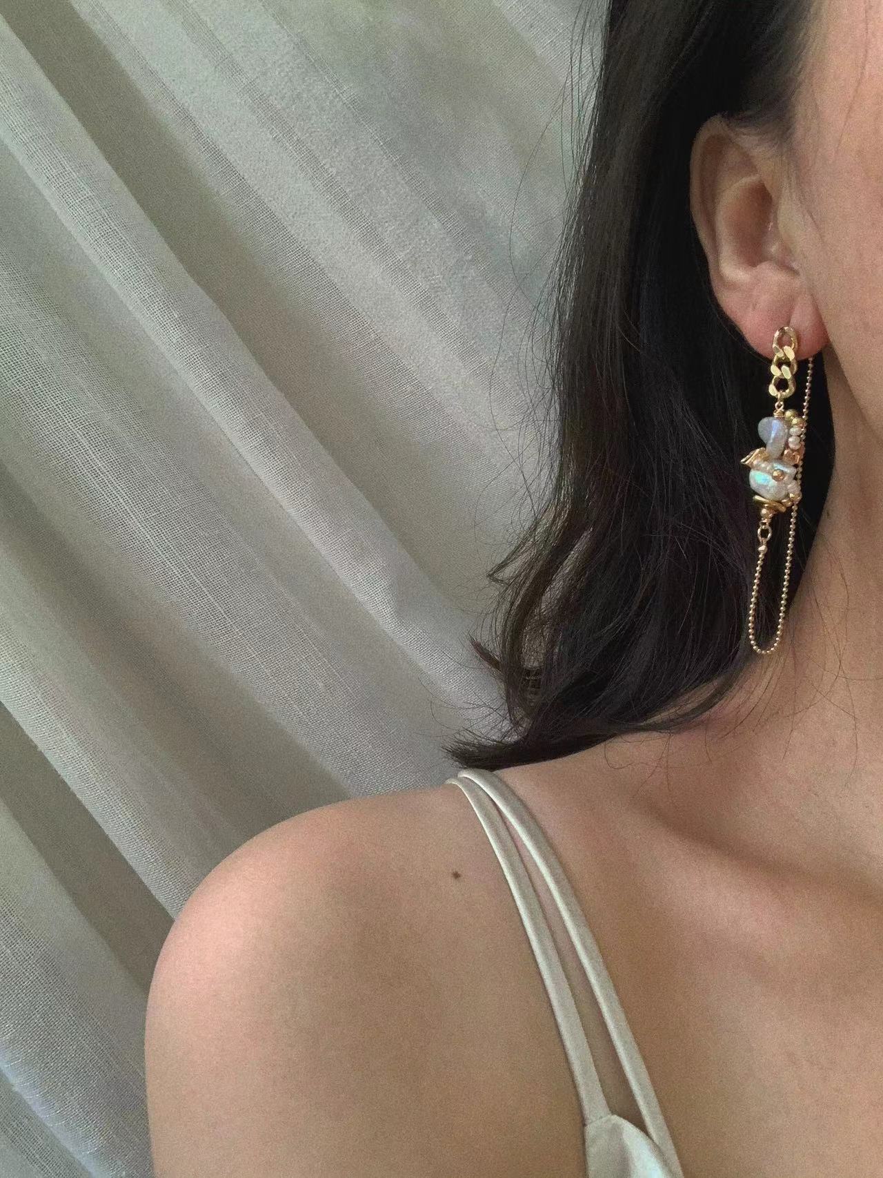 FURINA JEWELRY  Natural Baroque Pearl Tassel Asymmetrical Earrings