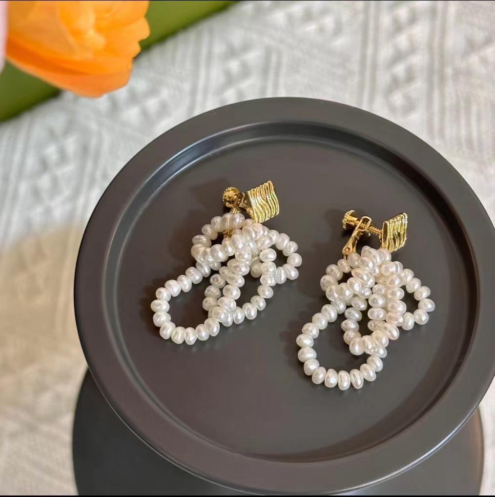 FURINA JEWELRY Vintage pearl earrings/clip-ons
